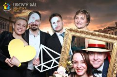 lidovy-bal_123_1wmh2aln3yurg84j59e0